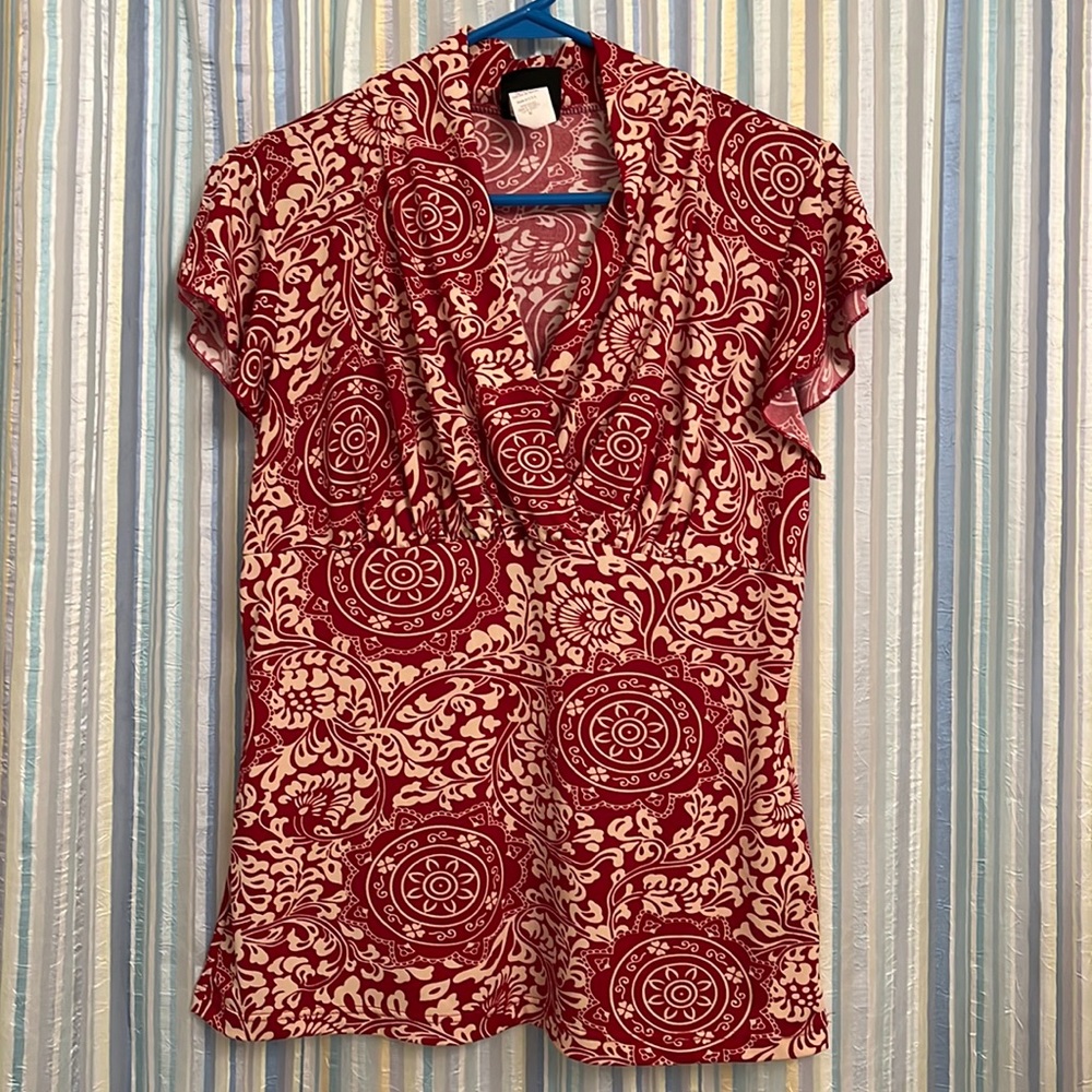 Womens red/tan top